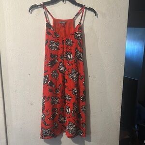 Vince Camuto Red dress white flowers, Petite Small